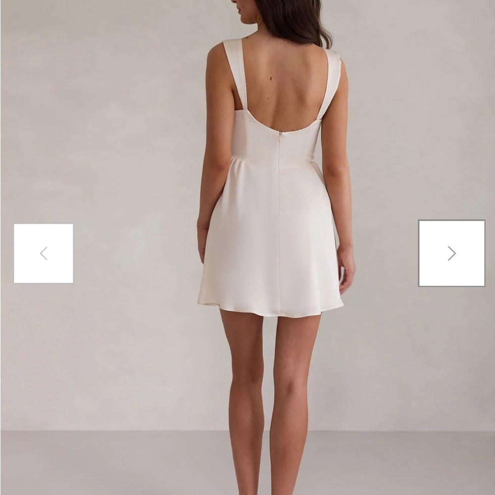 Park & Fifth Cream Mini Dress - Picture 2 of 2